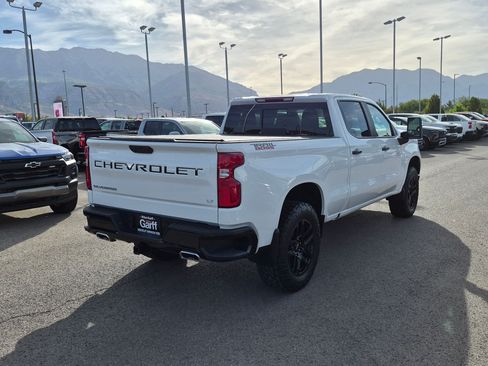 Used 2026 Chevrolet Silverado 1500 LT Trail Boss w/ Convenience Package II AWD/4WD image 3