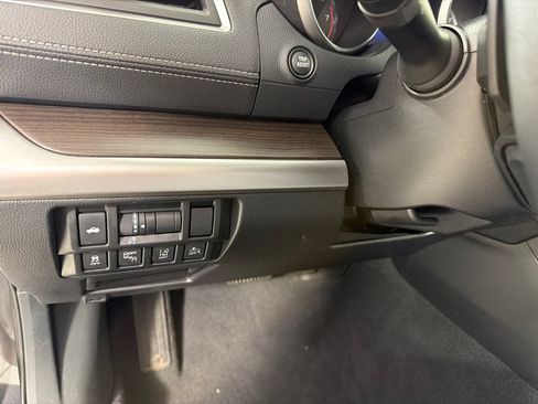 Used 2018 Subaru Legacy 3.6R Limited AWD/4WD image 15