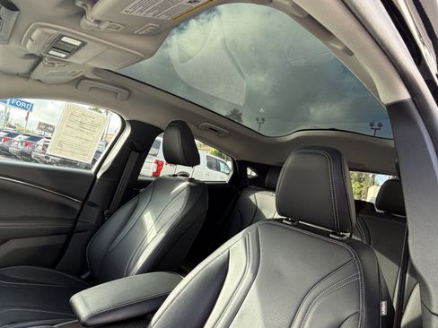 Used 2023 Ford Mustang Mach-E Premium image 15