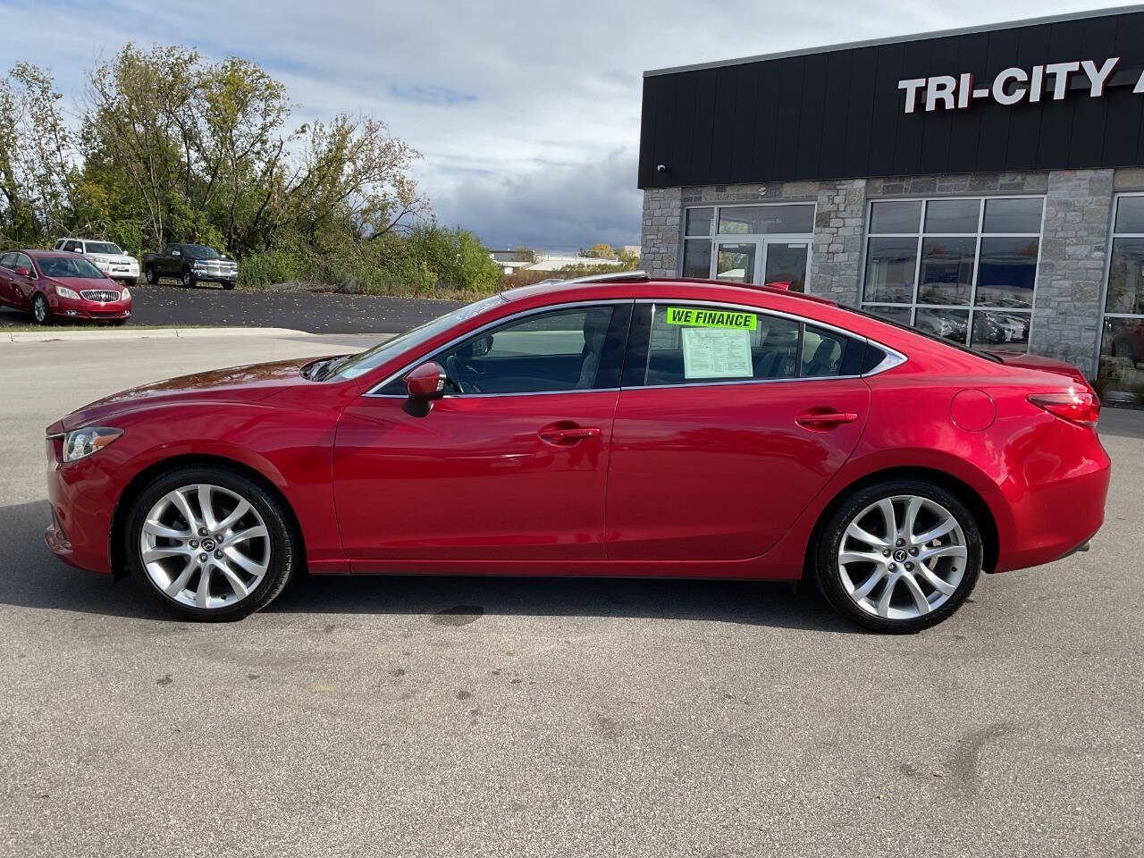 Used 2015 MAZDA MAZDA6 Touring w/ Touring Technology Package FWD image 3