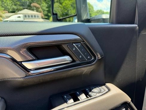 Used 2024 Chevrolet Silverado 2500 ZR2 w/ ZR2 Bison Edition AWD/4WD image 19