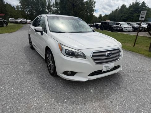 Used 2015 Subaru Legacy 2.5i Limited AWD/4WD image 7