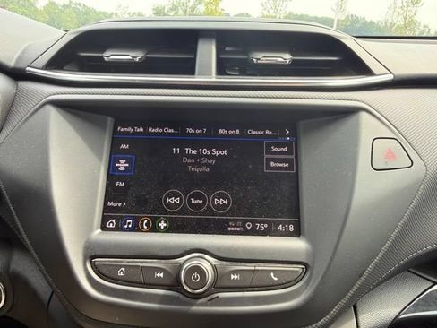 Used 2023 Chevrolet TrailBlazer LT FWD image 23
