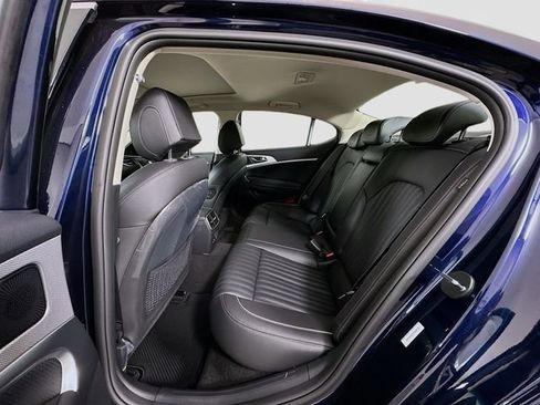 New 2026 Genesis G70 2.5T Prestige image 17