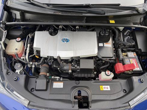 Used 2017 Toyota Prius Three FWD image 24