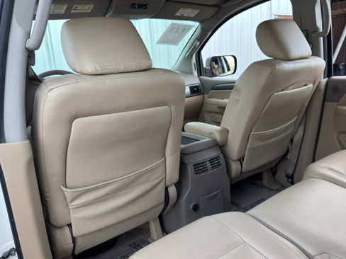 Used 2013 Nissan Armada SV image 28