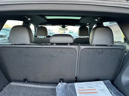 New 2026 Volkswagen Atlas Cross Sport SEL Premium R-Line image 20