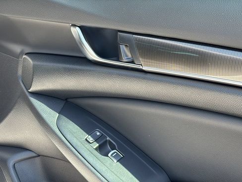 Used 2022 Honda Accord Sport image 34
