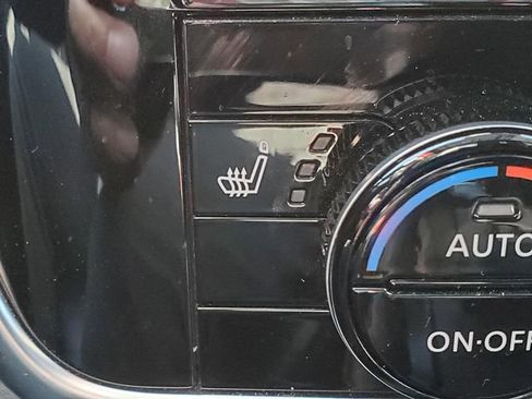 Certified 2023 Nissan Rogue SL w/ SL Premium Package image 28