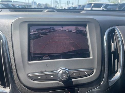 Used 2023 Chevrolet Equinox RS AWD/4WD image 13