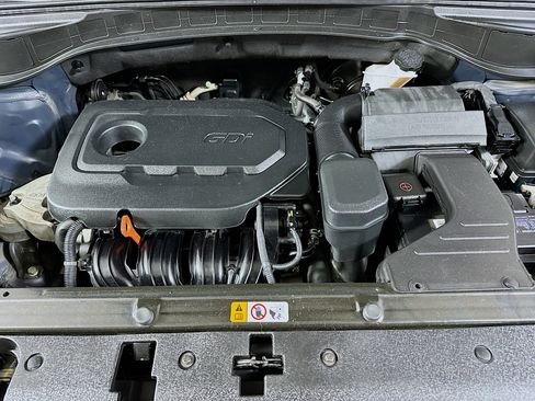 Used 2017 Hyundai Santa Fe Sport FWD image 32