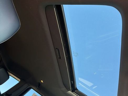 Certified 2017 Jeep Grand Cherokee Limited image 15