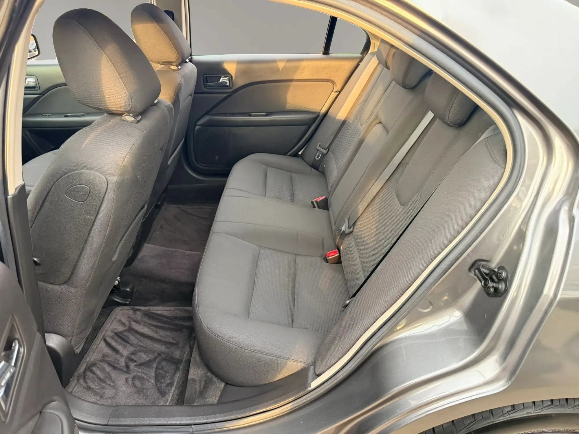 Used 2010 Ford Fusion SE FWD image 14