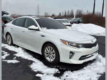 Used 2018 Kia Optima S w/ Panoramic Sunroof Package