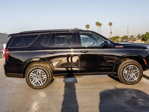 Used 2025 Chevrolet Tahoe Z71 AWD/4WD image 13