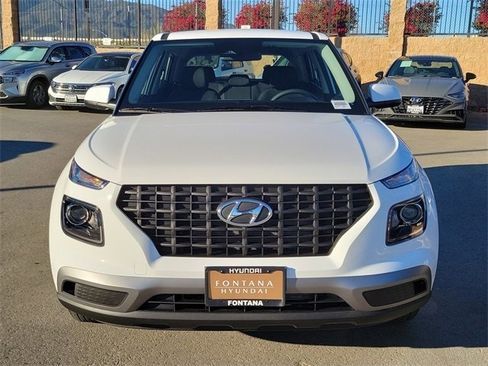 New 2026 Hyundai Venue SE image 25