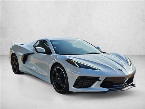 Used 2023 Chevrolet Corvette Stingray Preferred Conv w/ Z51 Performance Package RWD image 3