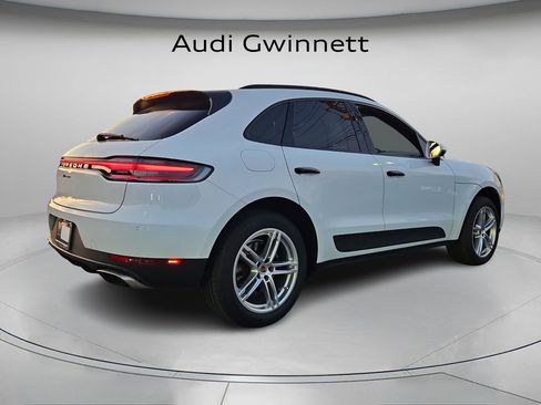 Used 2021 Porsche Macan image 8
