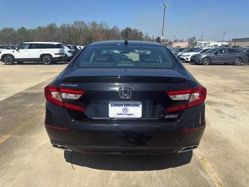 Used 2022 Honda Accord Sport Special Edition image 6