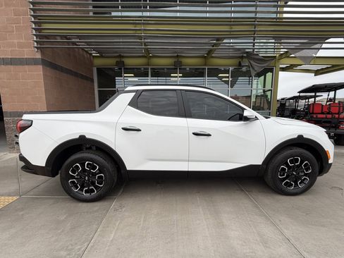 Used 2023 Hyundai Santa Cruz SEL w/ Activity Package image 9