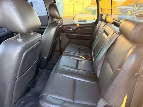 Used 2013 GMC Sierra 3500 Denali image 18