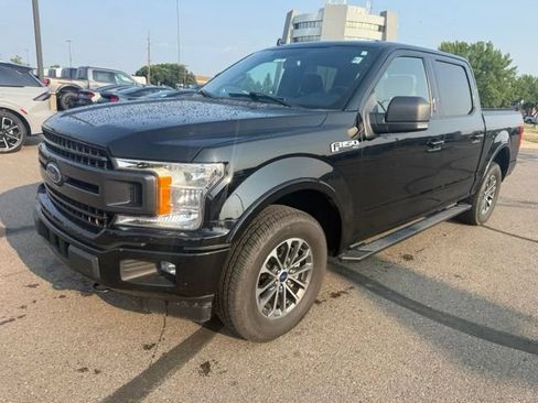 Used 2018 Ford F150 XLT w/ Equipment Group 302A Luxury AWD/4WD image 6