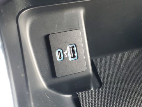 Used 2023 Ford F150 XLT w/ Equipment Group 302A High image 9