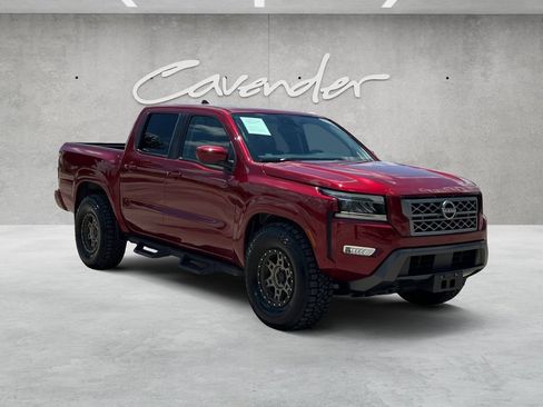 Used 2022 Nissan Frontier SV w/ SV Premium Package AWD/4WD image 2