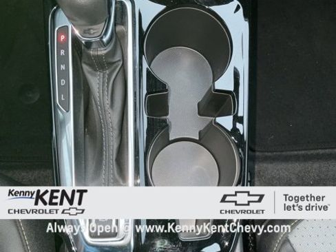 Used 2025 Chevrolet Trax LT image 23