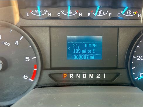 Used 2023 Ford E-350 and Econoline 350 Super Duty w/ Power Windows & Locks Group RWD image 12