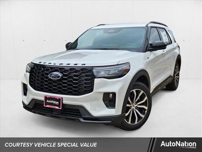 New 2025 Ford Explorer ST-Line w/ Premium Package
