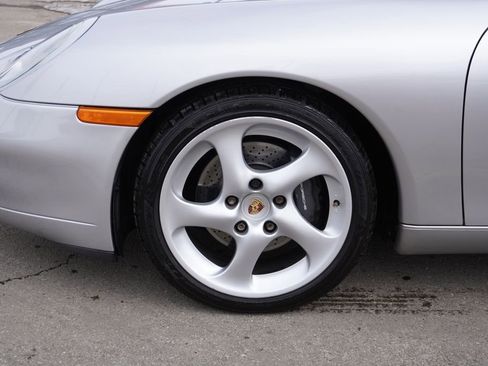Used 2001 Porsche 911 Carrera RWD image 10