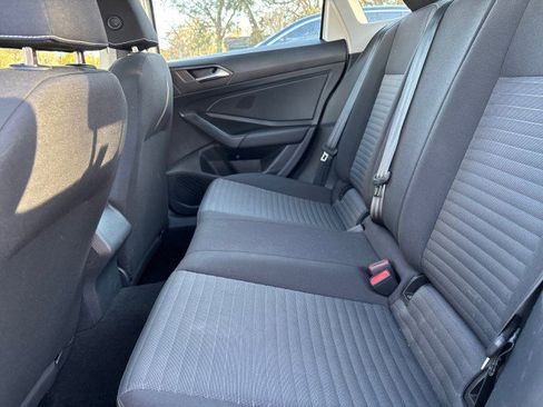 Used 2024 Volkswagen Jetta S image 11