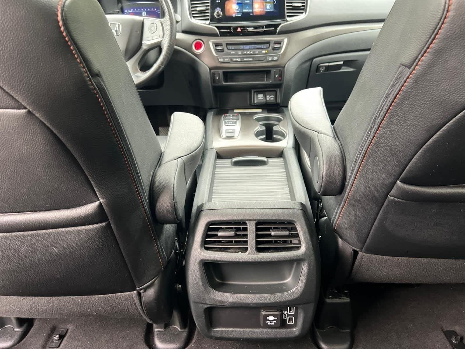 Used 2023 Honda Passport TrailSport image 32