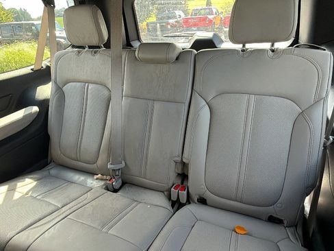 Used 2025 Jeep Wagoneer L 4WD image 25