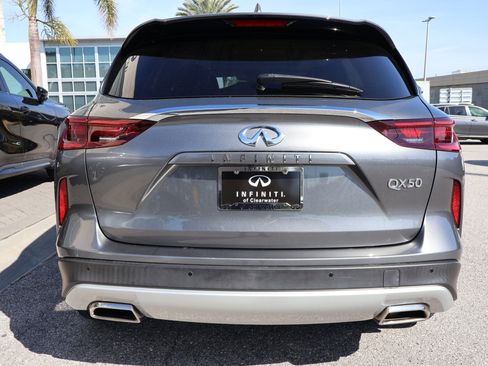 Certified 2023 INFINITI QX50 Luxe image 8