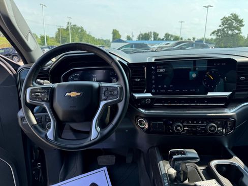 Certified 2023 Chevrolet Silverado 1500 LTZ w/ LTZ Convenience Package II image 19
