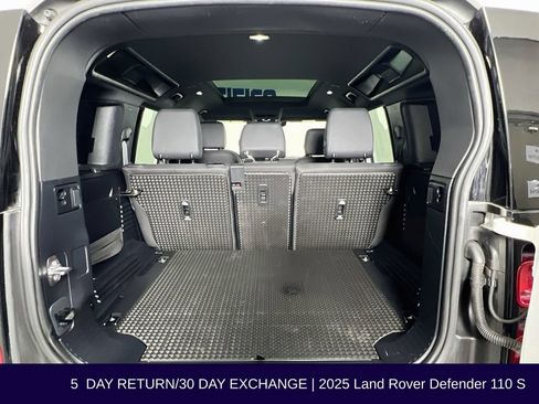 Used 2025 Land Rover Defender 110 S AWD/4WD image 31