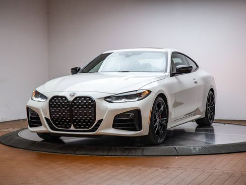 Certified 2023 BMW M440i Coupe w/ Premium Package image 1