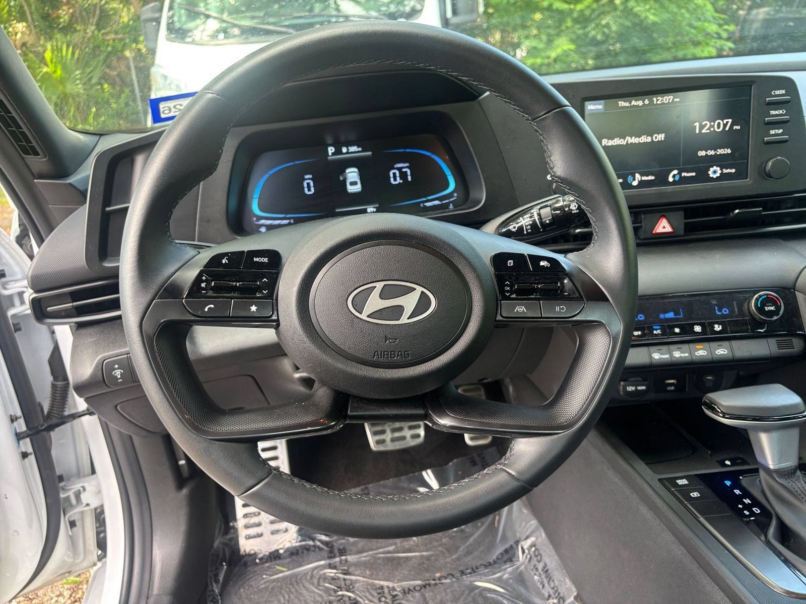 Used 2026 Hyundai Elantra Sport FWD image 28