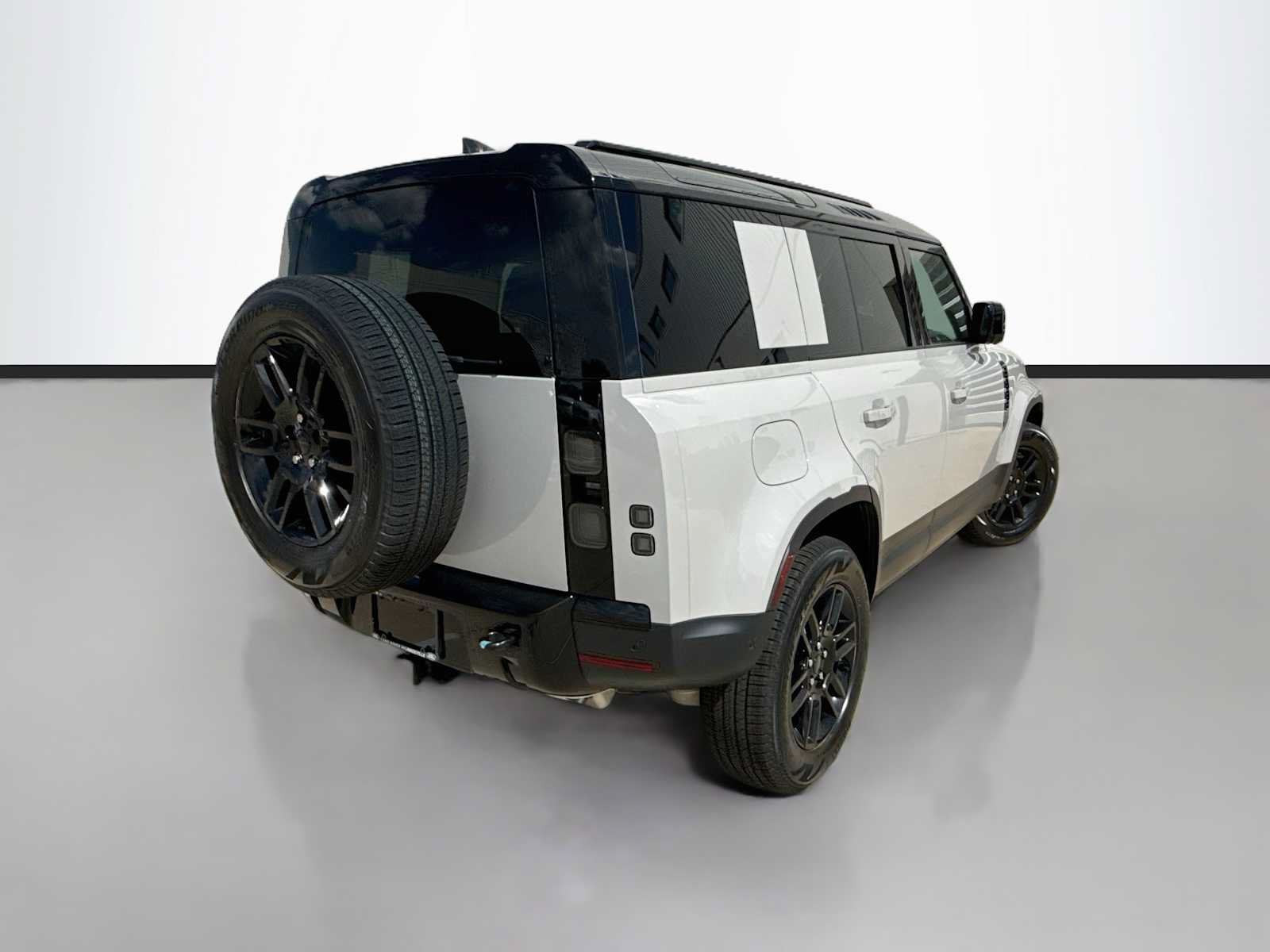 New 2026 Land Rover Defender 110 S AWD/4WD image 3