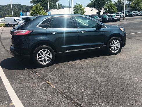 Used 2023 Ford Edge SEL w/ Convenience Package AWD/4WD image 4