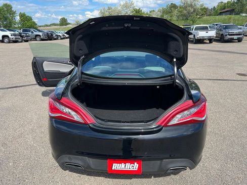Used 2016 Hyundai Genesis 3.8 RWD image 24