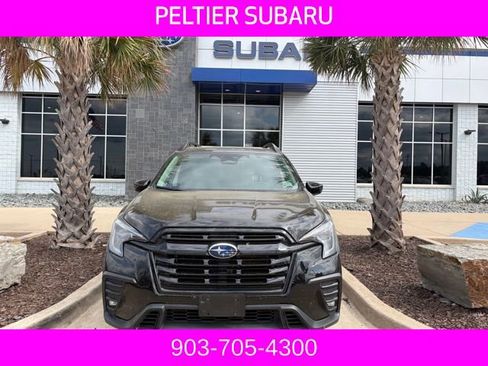 Used 2024 Subaru Ascent Onyx Edition image 2