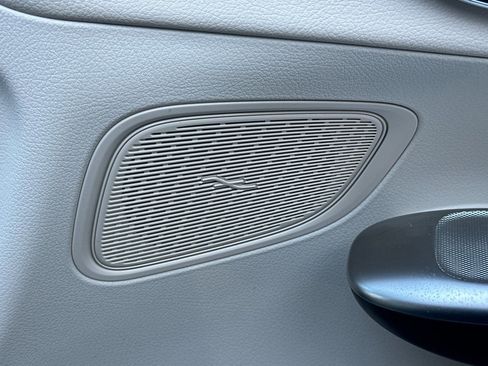 Certified 2024 Mercedes-Benz GLC 300 4MATIC image 23