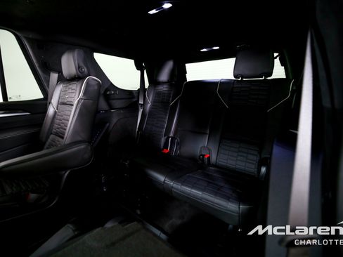 Used 2025 Cadillac Escalade V AWD/4WD image 22