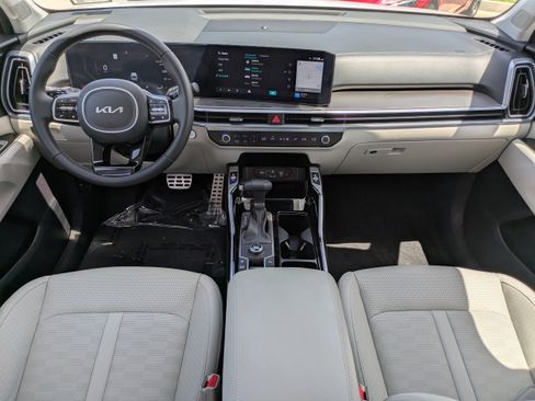 Used 2025 Kia Sorento SX FWD image 15
