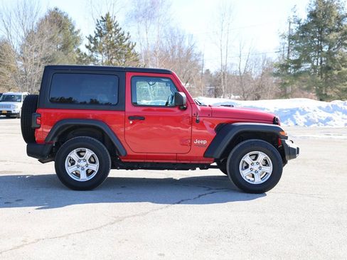 Used 2020 Jeep Wrangler Sport image 5