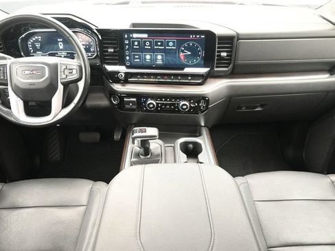 Used 2023 GMC Sierra 1500 SLT w/ SLT Premium Plus Package AWD/4WD image 22
