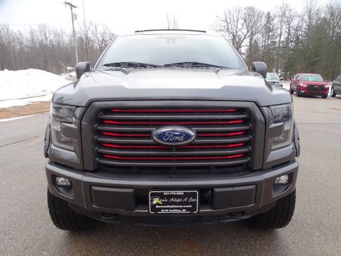 Used 2017 Ford F150 Lariat w/ Equipment Group 502A Luxury image 6